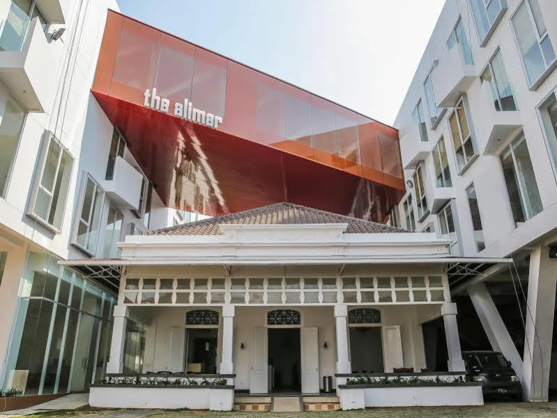 Alimar Hotel Malang Exterior photo